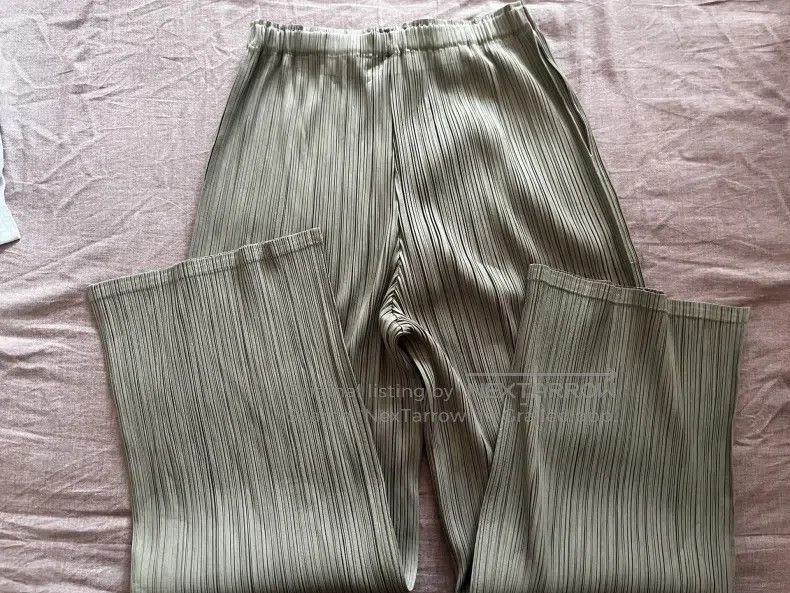 Issey Miyake Issey Miyake Pleated Wide-Leg Trousers Size 26" / US 2 / IT 38 - 4 Thumbnail