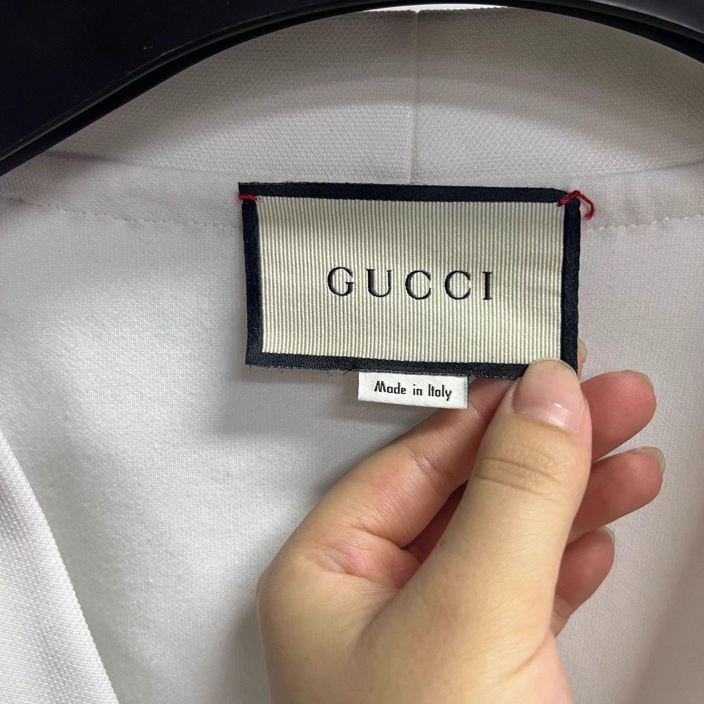 Gucci Gucci white cable-knit embroidered V-neck knit top. Size S / US 4 / IT 40 - 3 Thumbnail