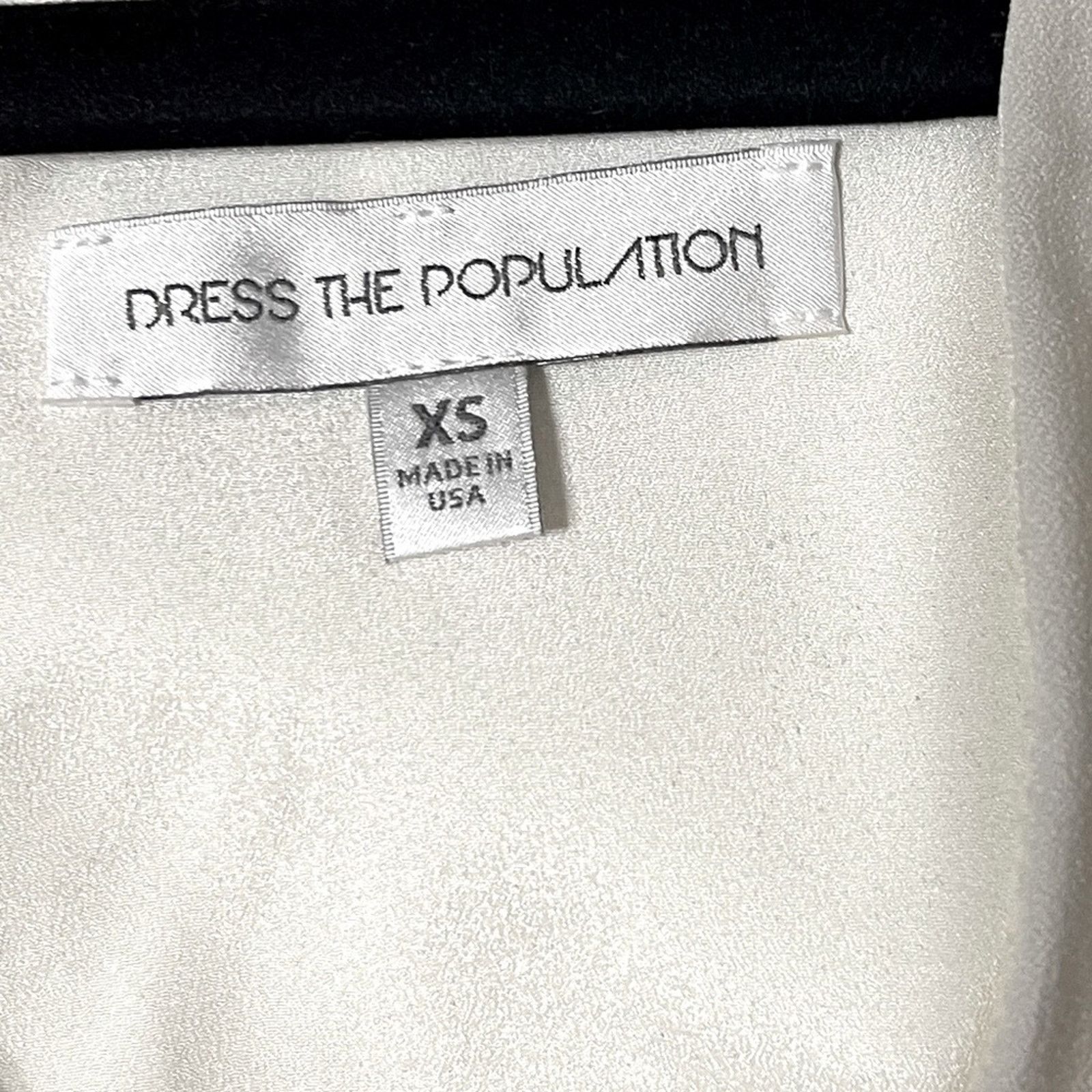 Dress the Population Dress The Population Codi White Sequin Floral Mini Dress Size XS / US 0-2 / IT 36-38 - 8 Thumbnail