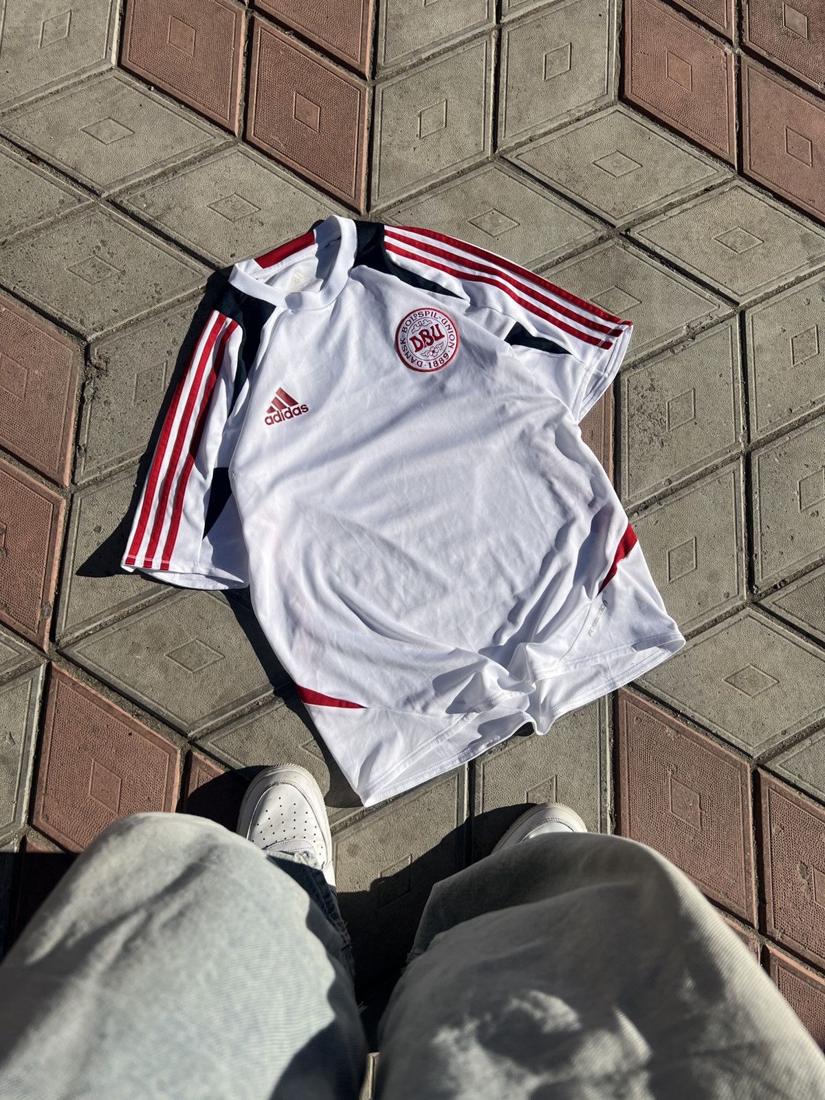 Adidas × Vintage 2011/2012 ADIDAS DENMARK TRAINING FOOTBALL SHIRT SIZE M AOP Size US M / EU 48-50 / 2 - 1 Thumbnail