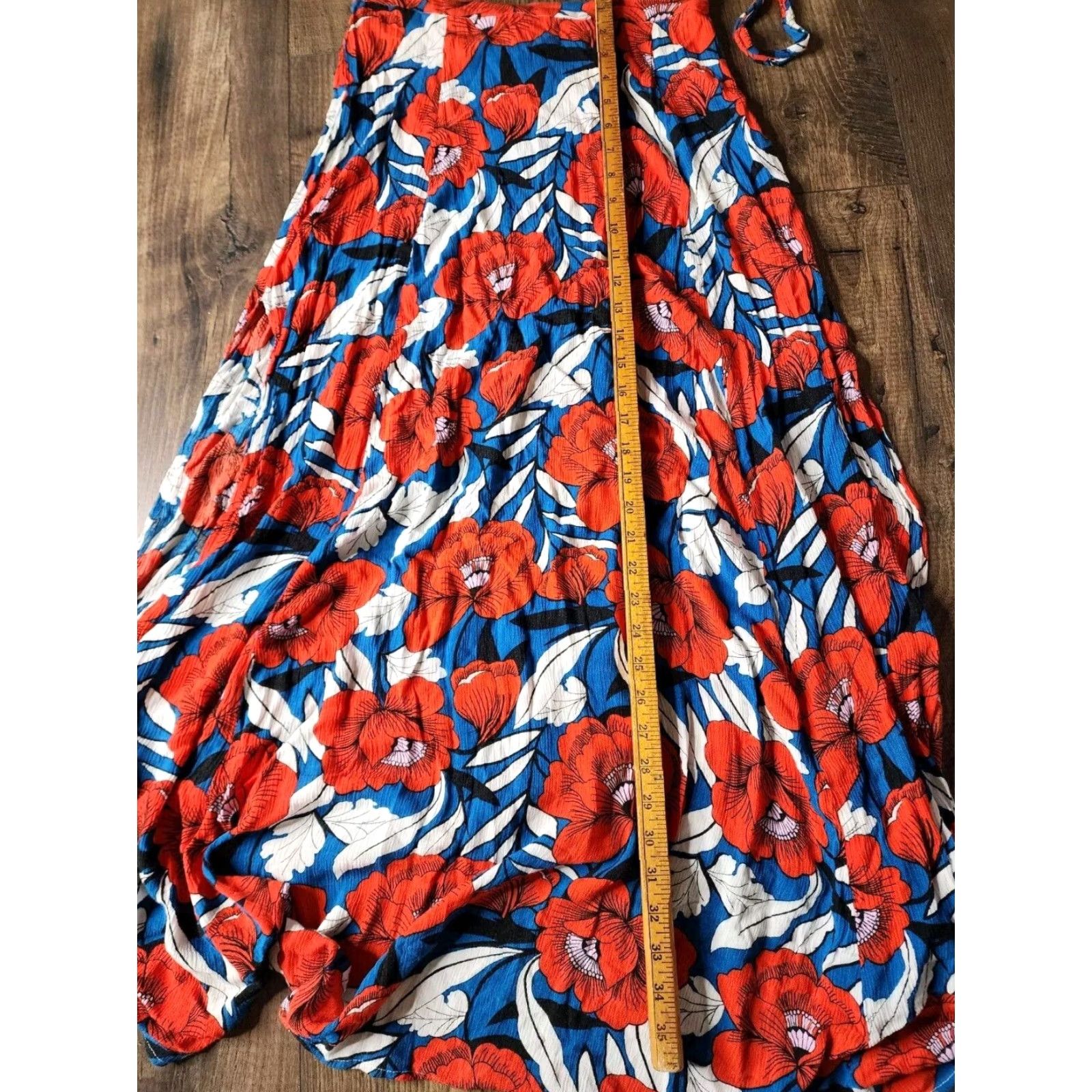 Lulus Lulus Tropical Red Floral Maxi Skirt Set for Women Size Small Size 28" / US 6 / IT 42 - 2 Thumbnail