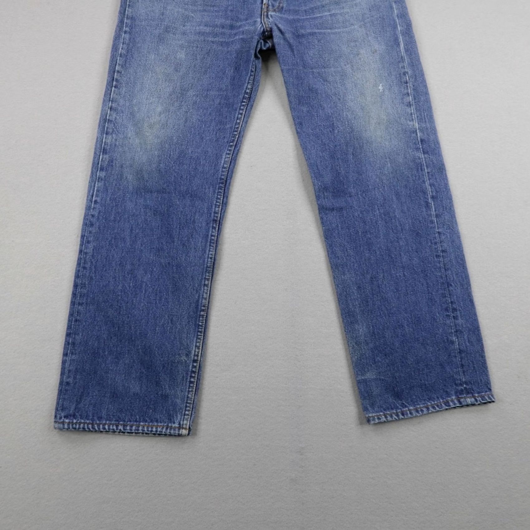 Levi's VINTAGE Levis Jeans 501 Straight Leg Button Fly Blue Denim USA 90s Mens 38x30 Size US 38 / EU 54 - 3 Thumbnail