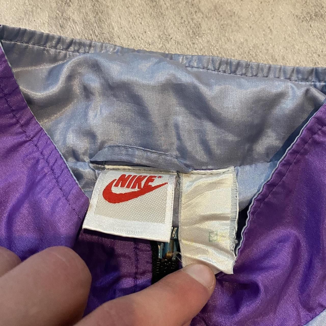Nike 80s Nike windbreaker Boxy with unique purple, Size US L / EU 52-54 / 3 - 4 Thumbnail