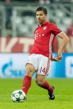 Adidas FC Bayern Munchen #14 Alonso 2016/2017 Home Jersey Size US M / EU 48-50 / 2 - 5 Thumbnail