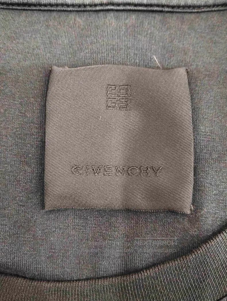 Givenchy Givenchy T-Shirt Size US S / EU 44-46 / 1 - 3 Thumbnail