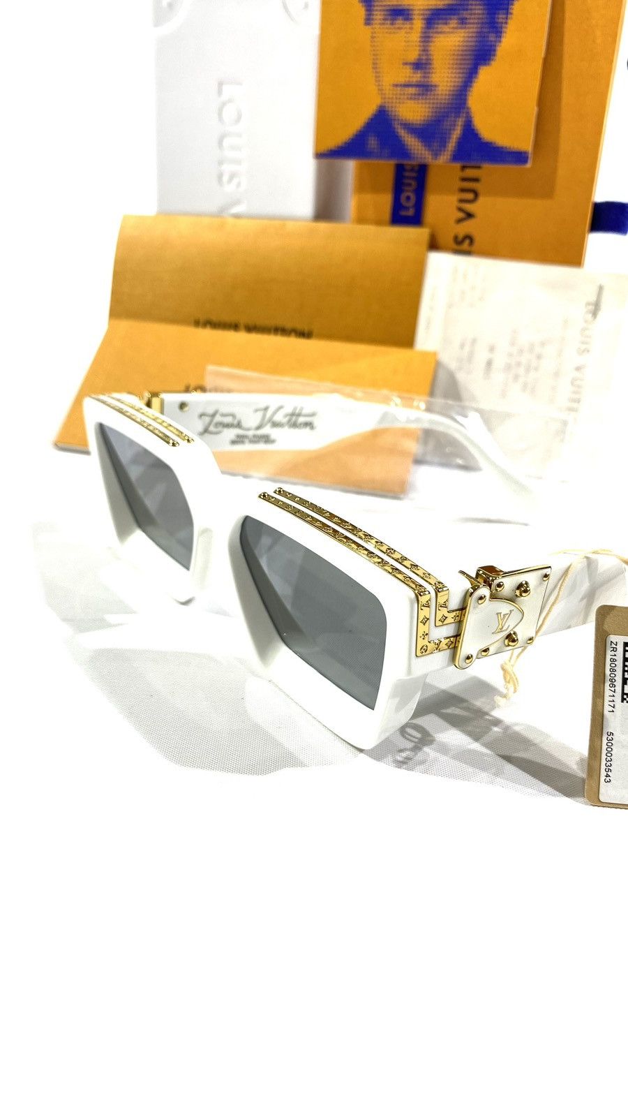 Louis Vuitton Louis Vuitton white Millionaire Sunglasses W by Virgil Abloh Size ONE SIZE - 3 Thumbnail