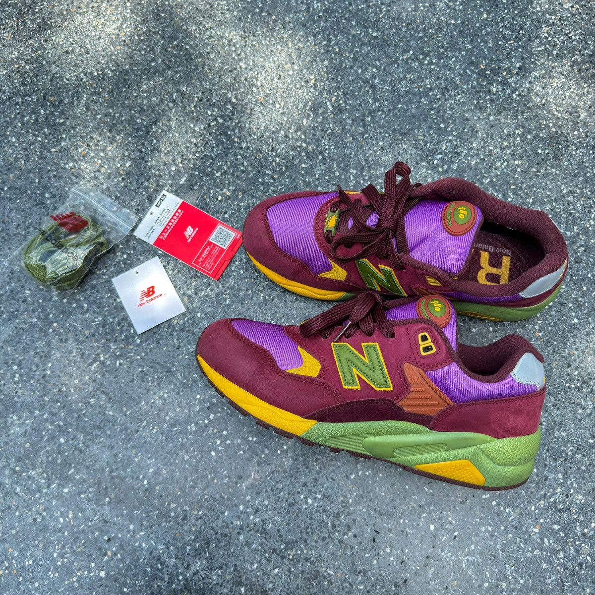 New Balance × Stray Rats New Balance 580 x Stray Rats Maroon Purple Size US 9 / EU 42 - 7 Thumbnail