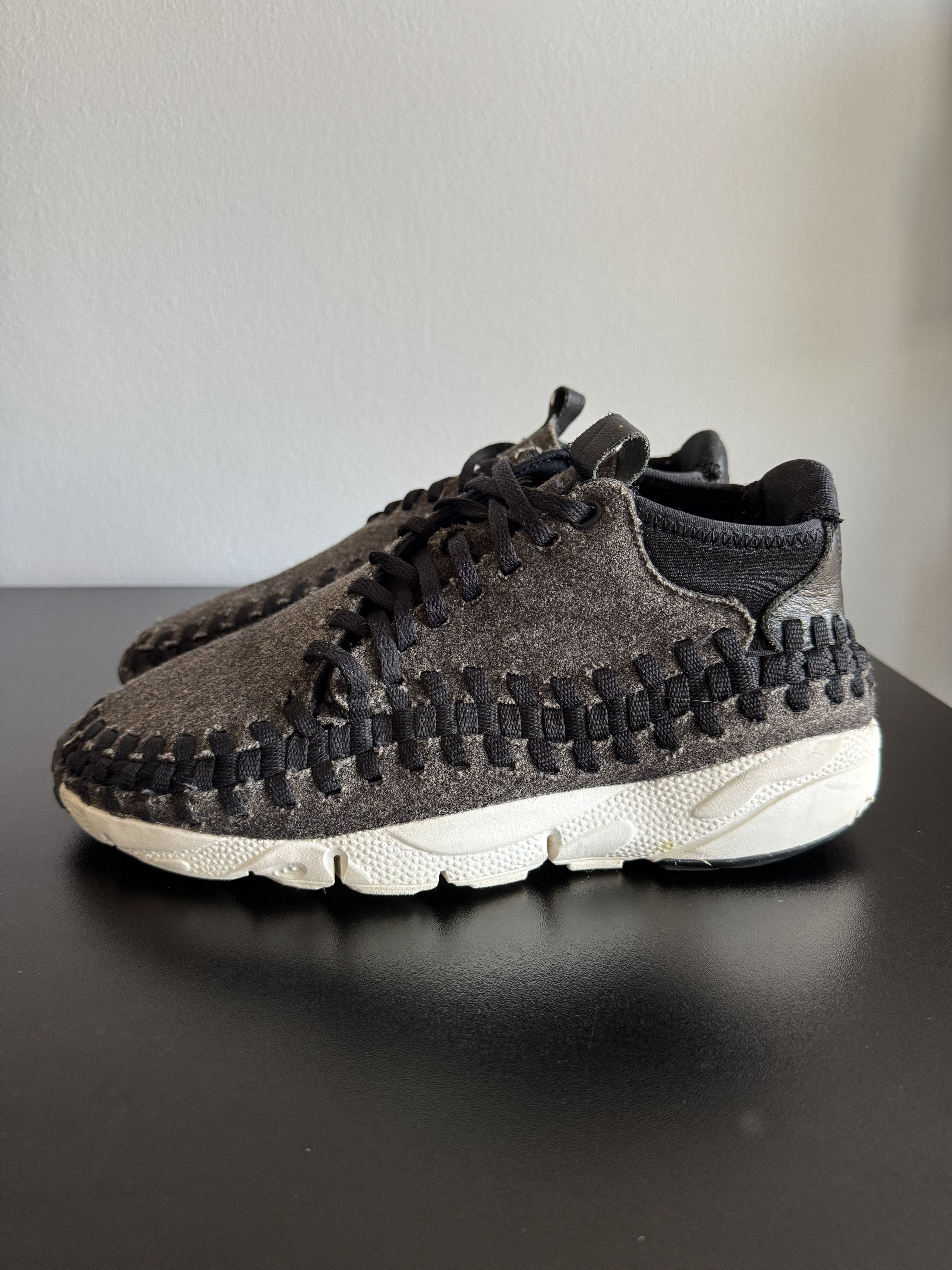 Nike Nike Air Footscape Woven Chukka SE Black/Black-Ivory wool Size US 9.5 / EU 42-43 - 1 Thumbnail