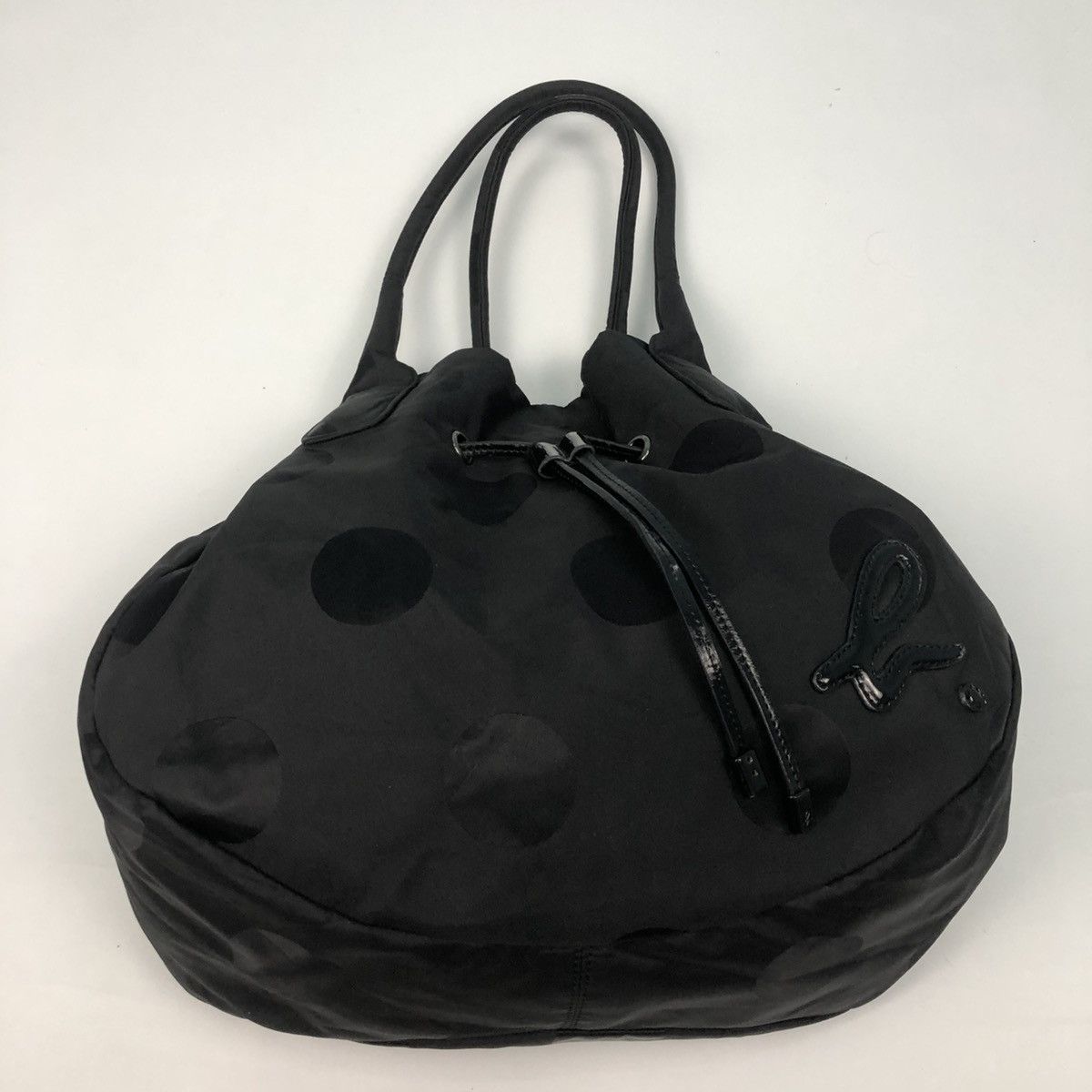 agnes b. AGNES B. NYLON TOTE HANDBAG Size ONE SIZE - 1 Thumbnail