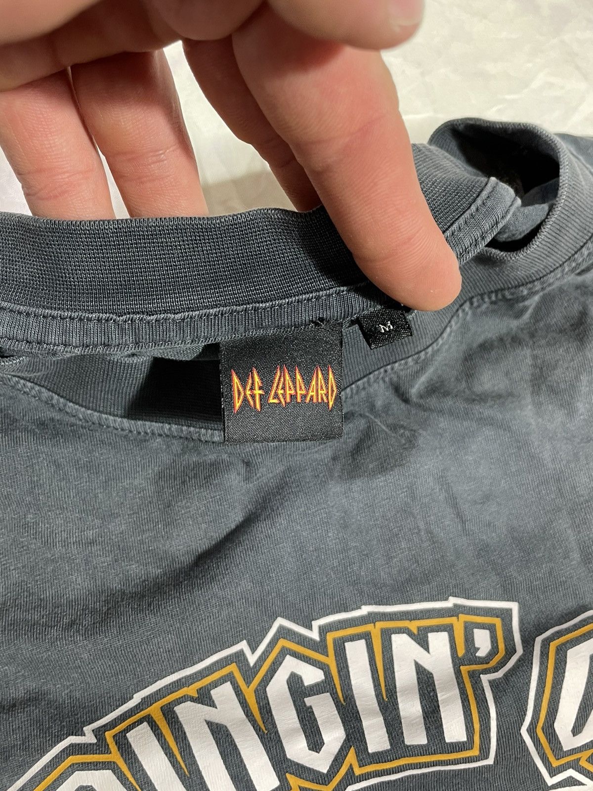 Def Leppard T-Shirt Def Leppard Vintage Rock / Y2K street wear Size M Size US M / EU 48-50 / 2 - 4 Thumbnail