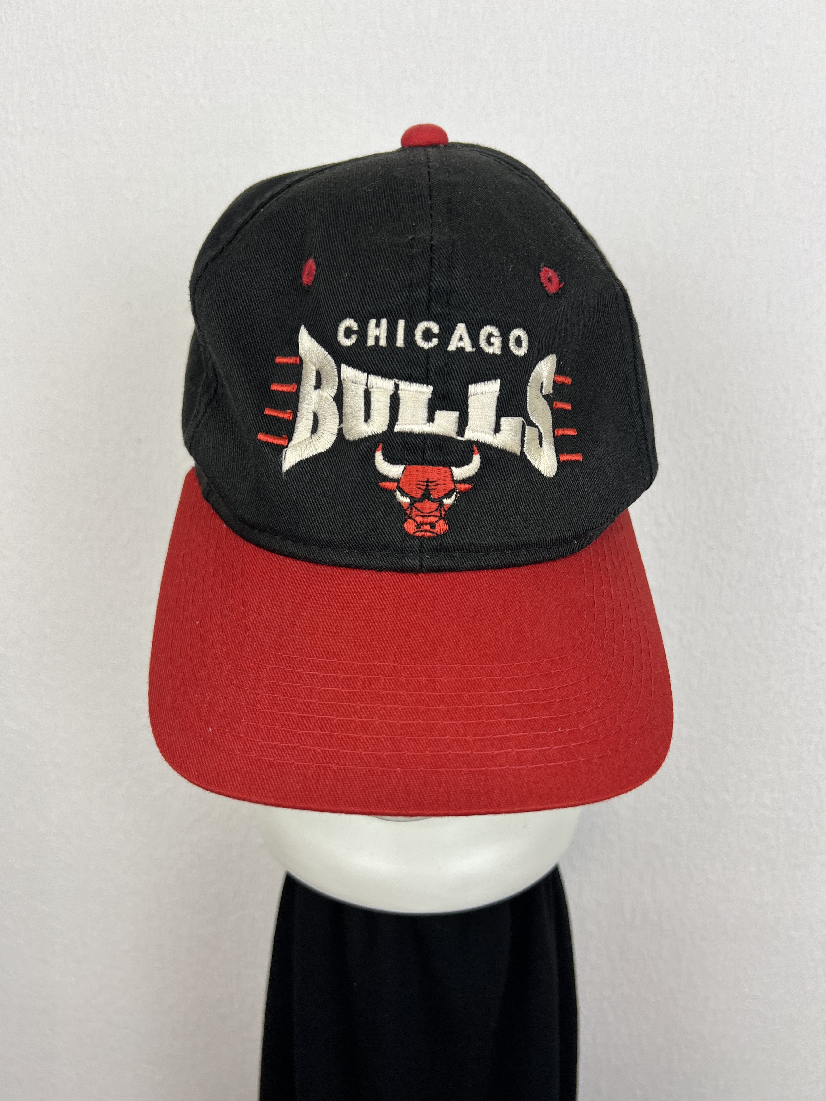 Vintage Vintage 90's Chicago Bulls NBA Cap Hat Snapback Jordan Hype Size ONE SIZE - 1 Thumbnail