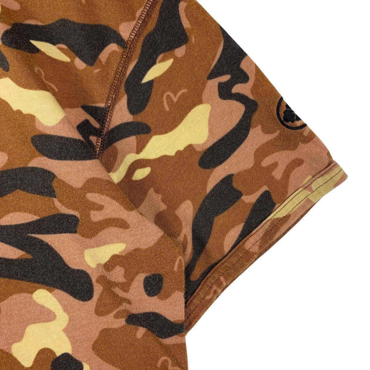 Evisu × Japanese Brand Vintage YAMANE By EVISU camouflage full print tee Size US M / EU 48-50 / 2 - 7 Thumbnail