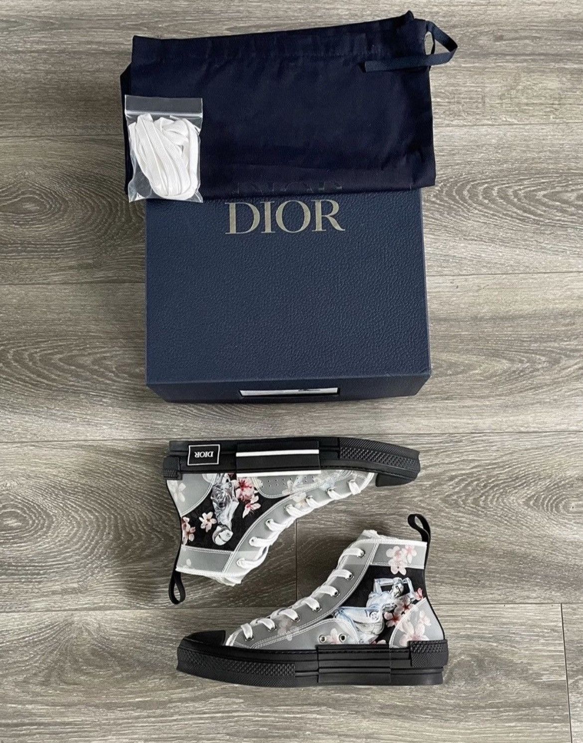 Dior Dior B23 Sorayama High-Tops Size US 7 / EU 40 - 1 Thumbnail