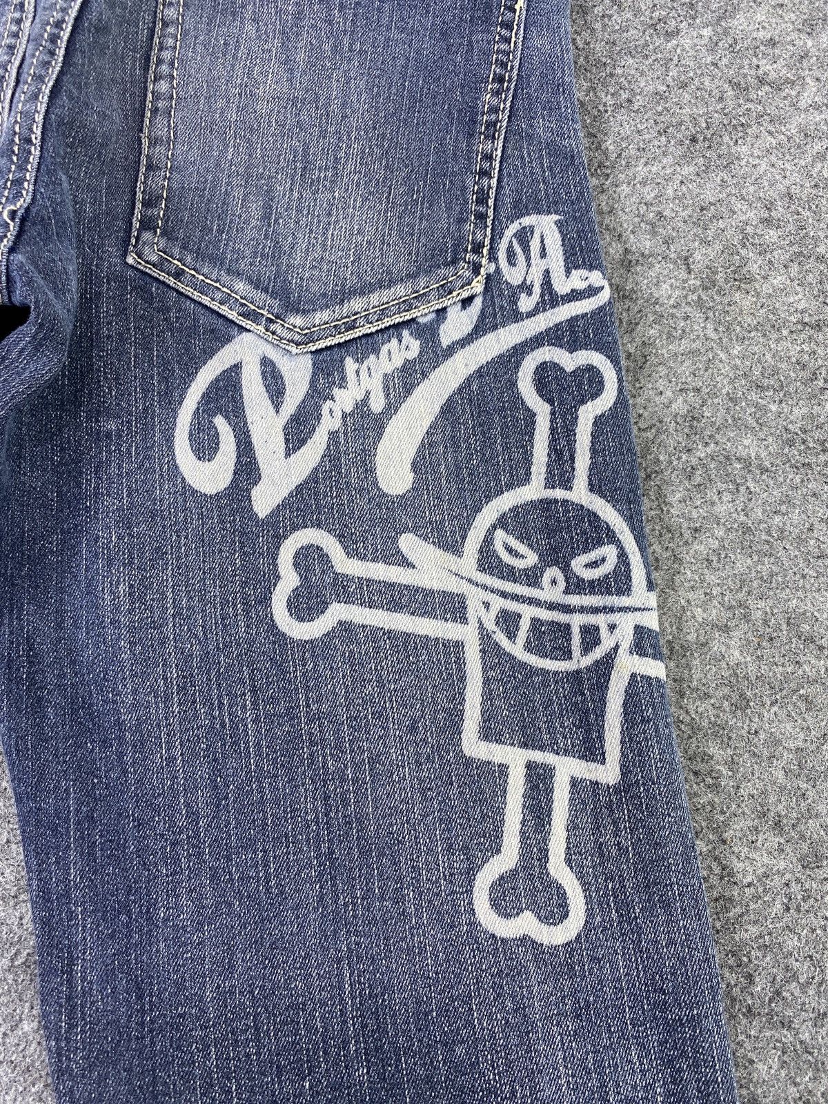 Jean × One Piece One Piece Jeans - J1057 Size US 27 - 7 Thumbnail