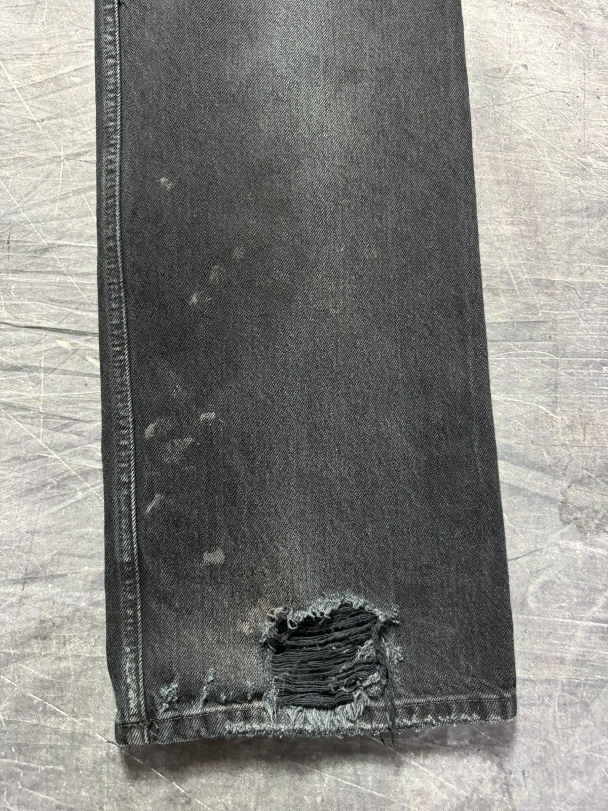 Balenciaga Balenciaga Destroyed Dirty Denim Jeans in Black Size US 30 / EU 46 - 11 Thumbnail