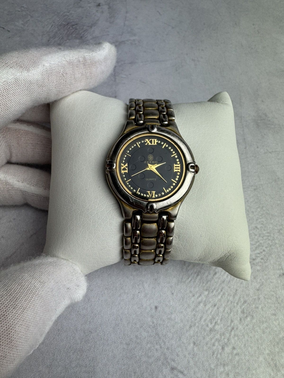 Japanese Brand × Vintage Zeeko Japanese Style Futuristic Watch Vintage Size ONE SIZE - 1 Thumbnail