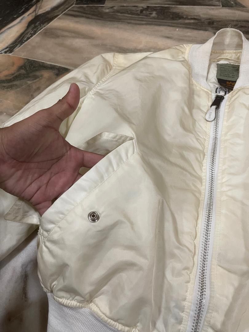 Alpha Industries Vintage Alpha Industries Momocreas Guitar Bomber Jacket Size US L / EU 52-54 / 3 - 8 Thumbnail
