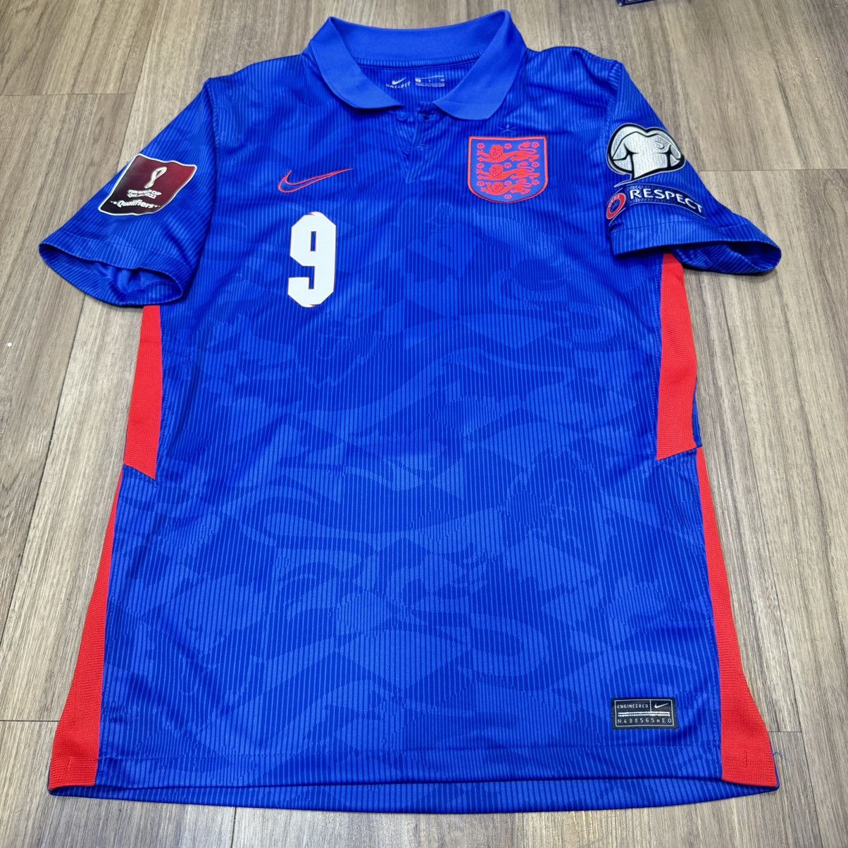 Nike England 20/21 away shirt #9 Kane Size US S / EU 44-46 / 1 - 1 Thumbnail