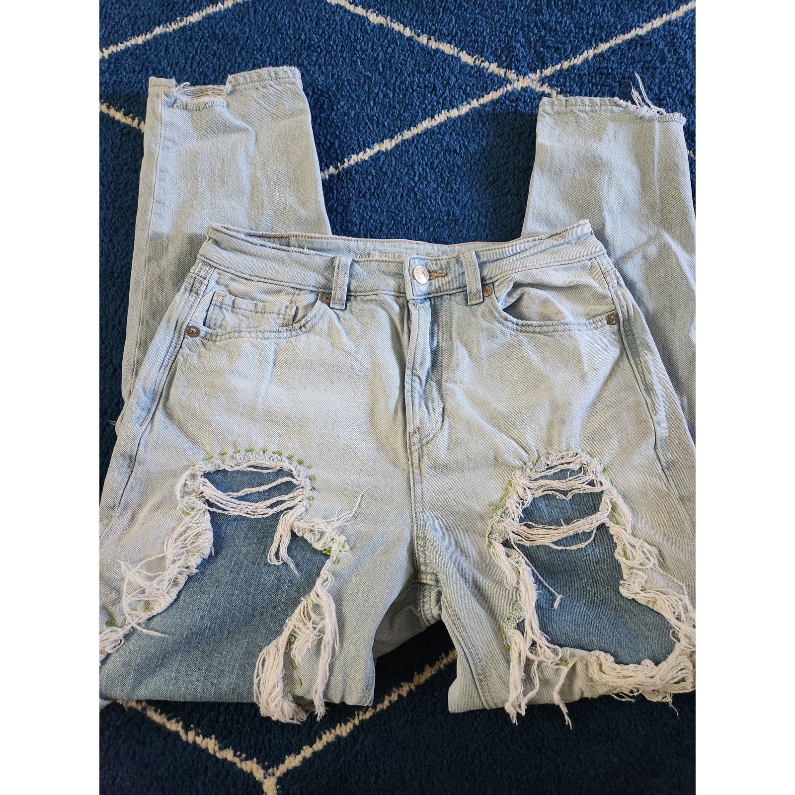 American Eagle Outfitters American Eagle Women's Distressed High Waisted Denim Jeans-6 Size 28" / US 6 / IT 42 - 3 Thumbnail