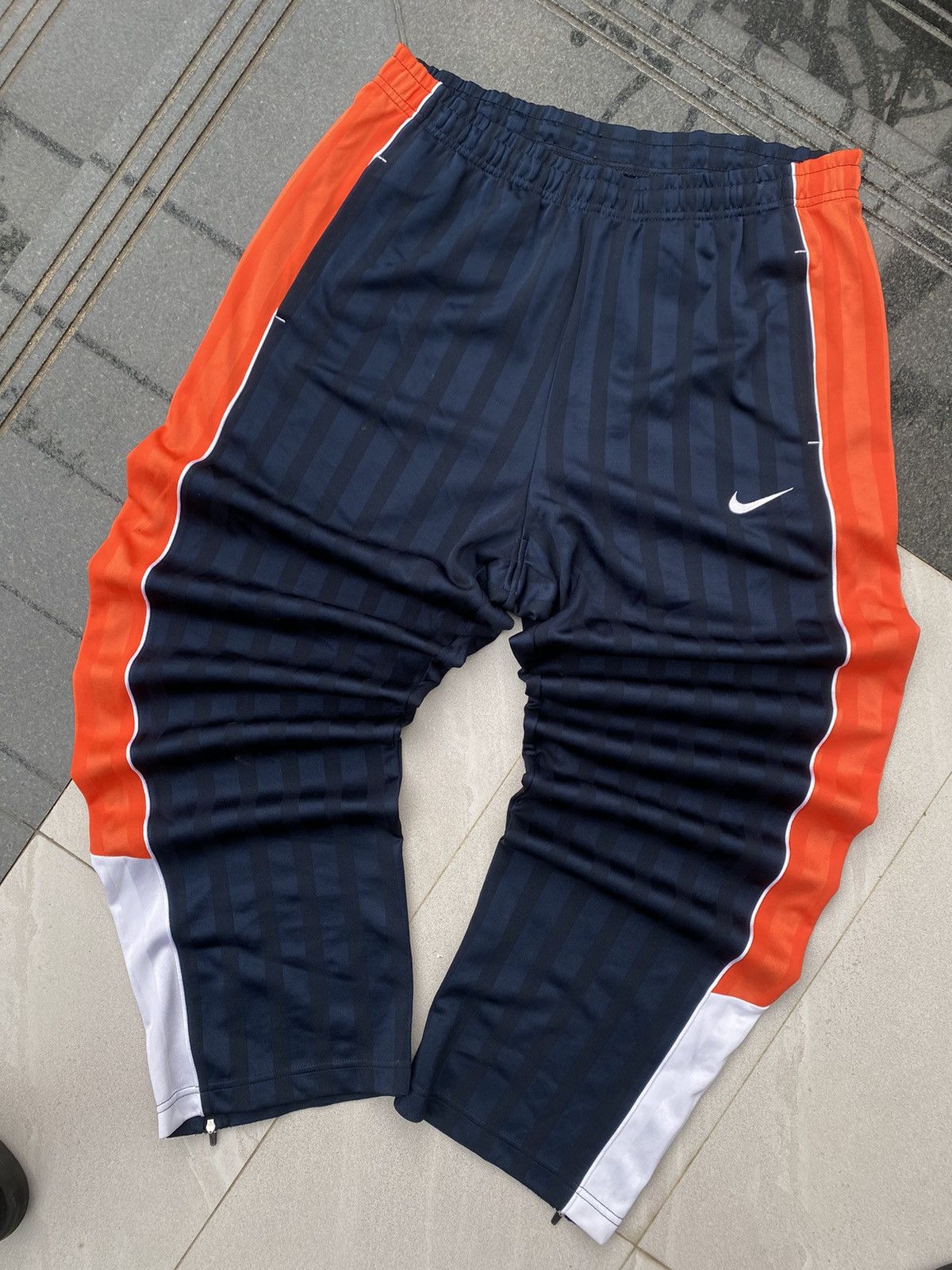 Nike × Vintage 90S NIKE VINTAGE SWOOSH Y2K BAGGY RETRO PANTS Size US 34 / EU 50 - 3 Thumbnail