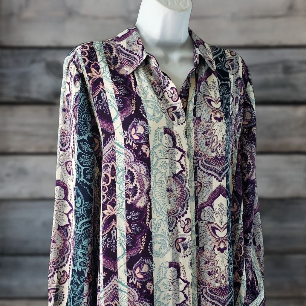 Vintage Chico's Womens Button Front Shirt Sz Medium Purple Floral Long Sleeve Shirt Women M Purple Floral Button-Up Size M / US 6-8 / IT 42-44 - 1 Thumbnail