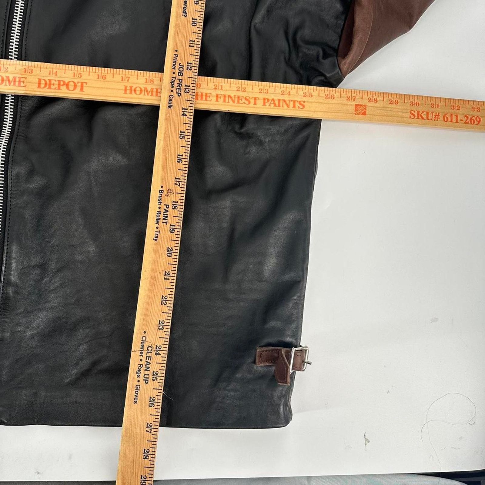 Other Beautiful Cut and Sew Brown and Black Leather Chore style Size US XL / EU 56 / 4 - 7 Thumbnail