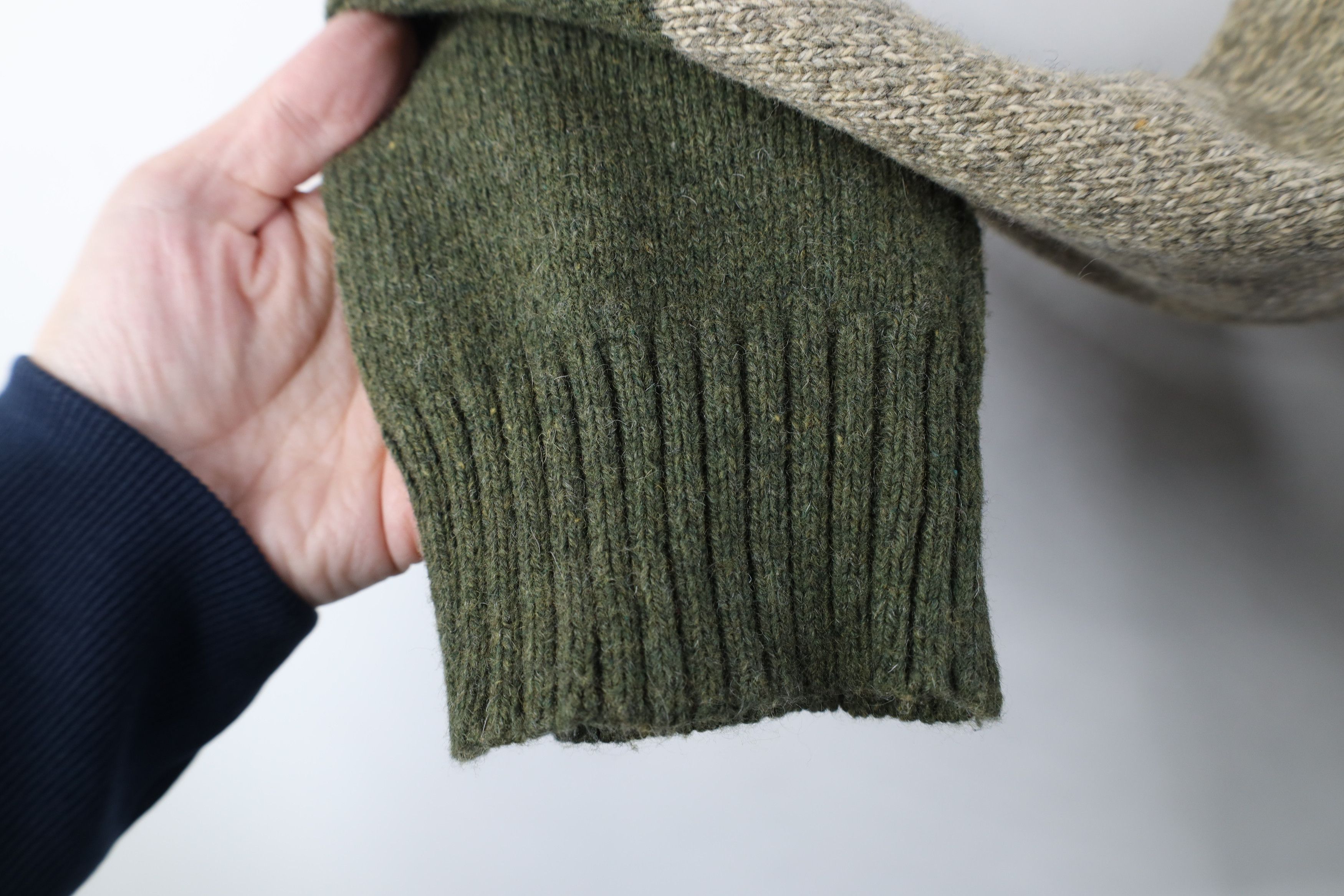 American Eagle Outfitters Vintage Y2K American Eagle Outfitters Wool Knit Sweater Size US L / EU 52-54 / 3 - 7 Thumbnail