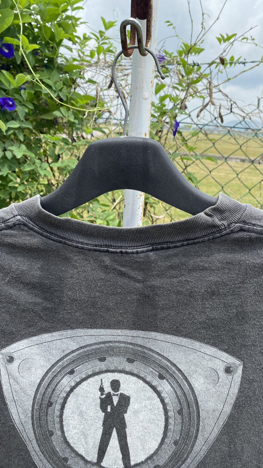 Hanes × Vintage James Bond The Seven Never Dies 007 Pasific Rim Tshirt Size US L / EU 52-54 / 3 - 7 Thumbnail