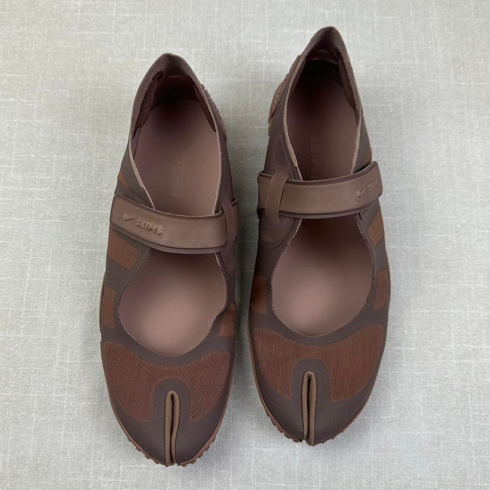 SKIMS 🦂 SKIMS x Nike Rift Mesh “Archaeo Brown” 6W Size US 6 / IT 36 - 4 Thumbnail