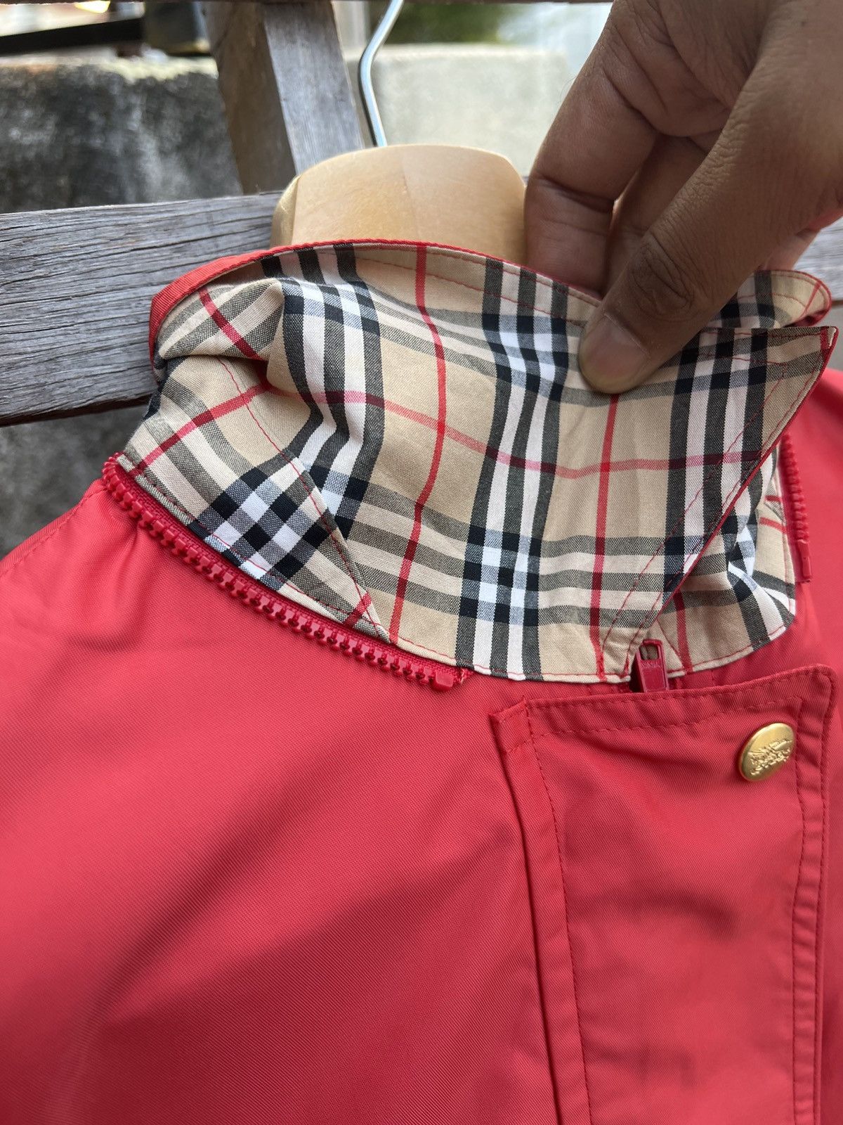 Burberry Burberry Red Button Jacket – Lightweight Casual Outerwear Size M / US 6-8 / IT 42-44 - 10 Thumbnail
