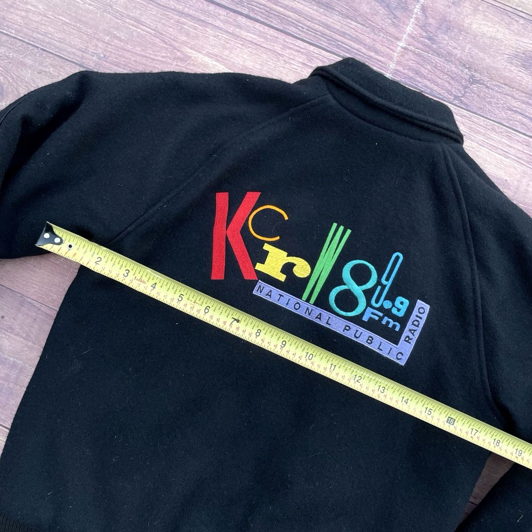 Vintage VINTAGE Rainbow Creations KCRW 89.9 FM Varsity Jacket Sz S Black Wool Blend Mid-Length Button Pockets Embroidered Quilted Limited Edition 90s Mens Size US S / EU 44-46 / 1 - 6 Thumbnail