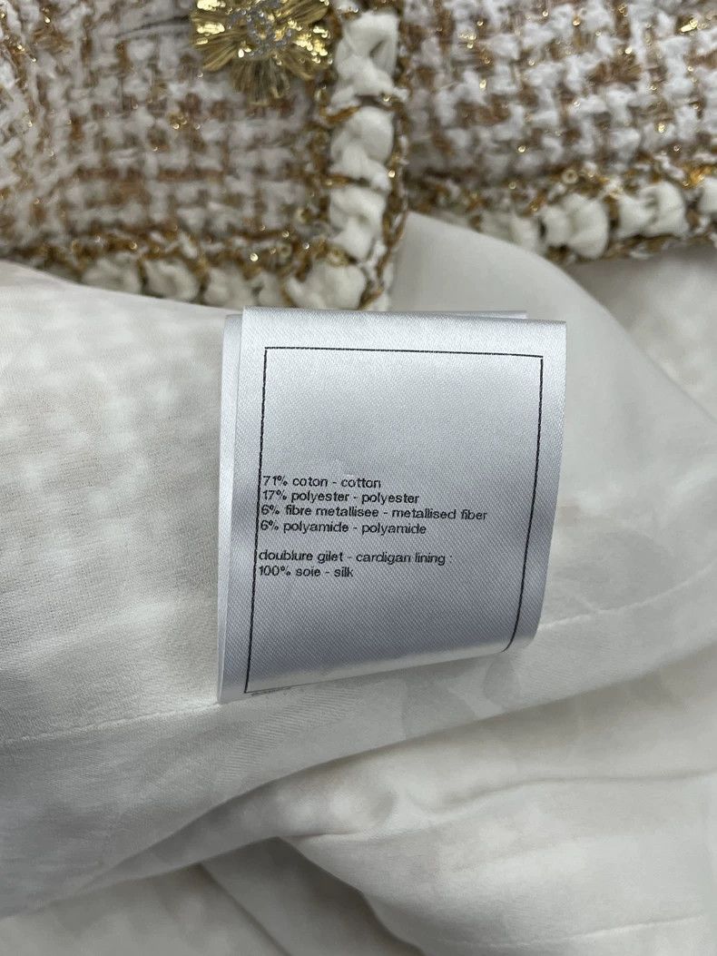 Chanel Chanel 26C gold thread beige vest Size XS / US 0-2 / IT 36-38 - 6 Thumbnail