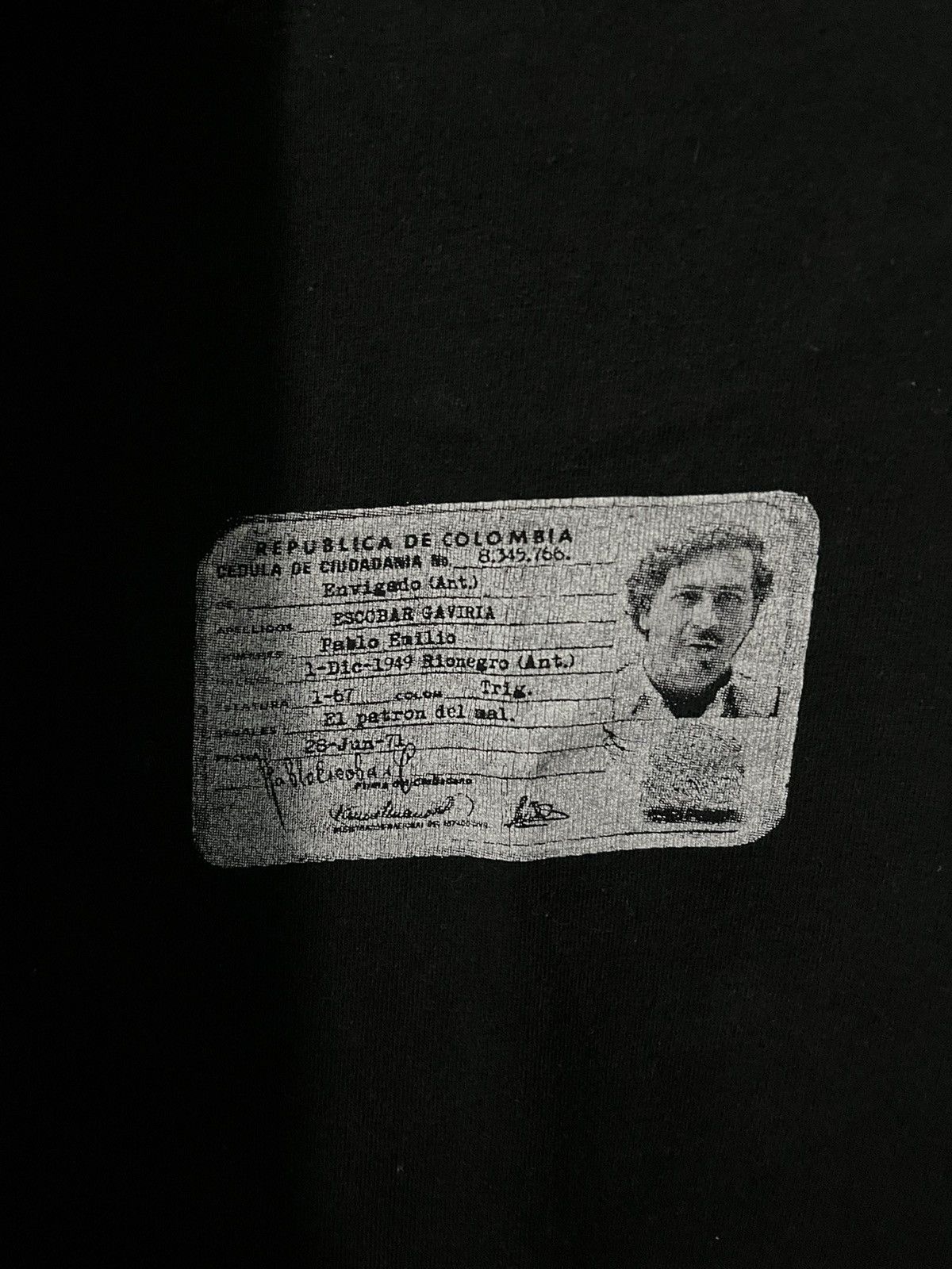 Vintage Pablo Escobar Tee Size US L / EU 52-54 / 3 - 4 Thumbnail