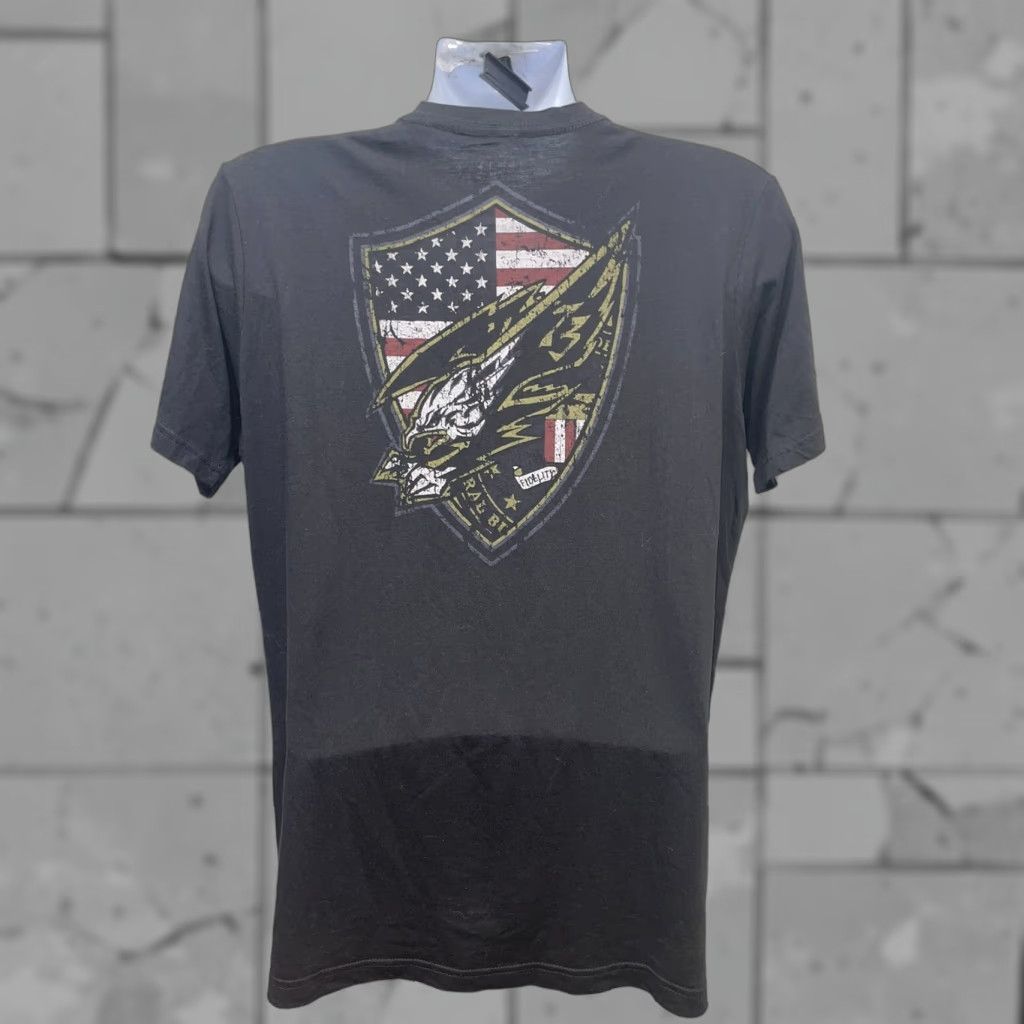Vintage Ranger Up Black Mittle Me Graphic T-Shirt Mens XL Size US XL / EU 56 / 4 - 1 Thumbnail