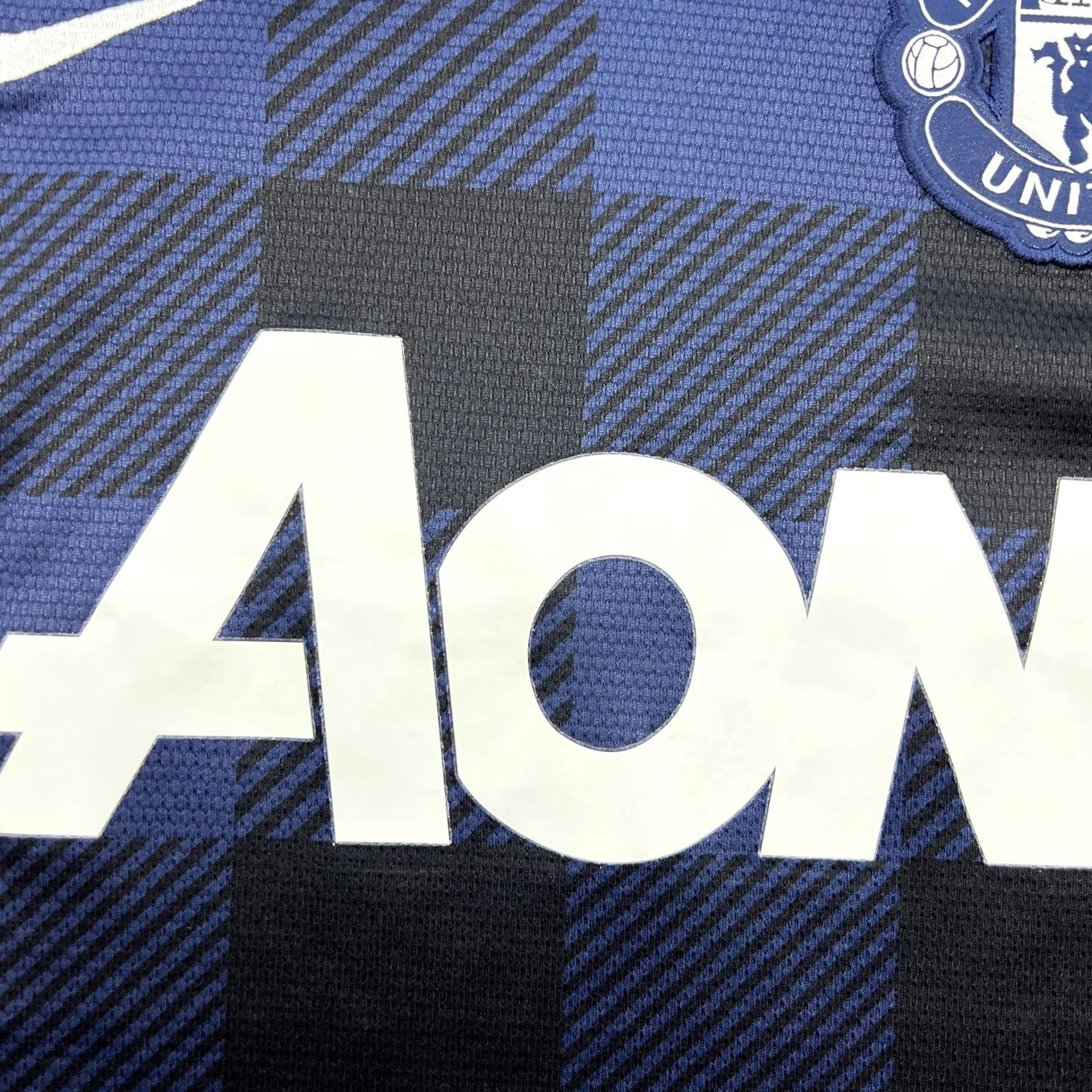 Nike Nike Manchester United 2013 2014 Away Football Jersey Shirt Large L Blue Mens Blog? Size US L / EU 52-54 / 3 - 5 Thumbnail