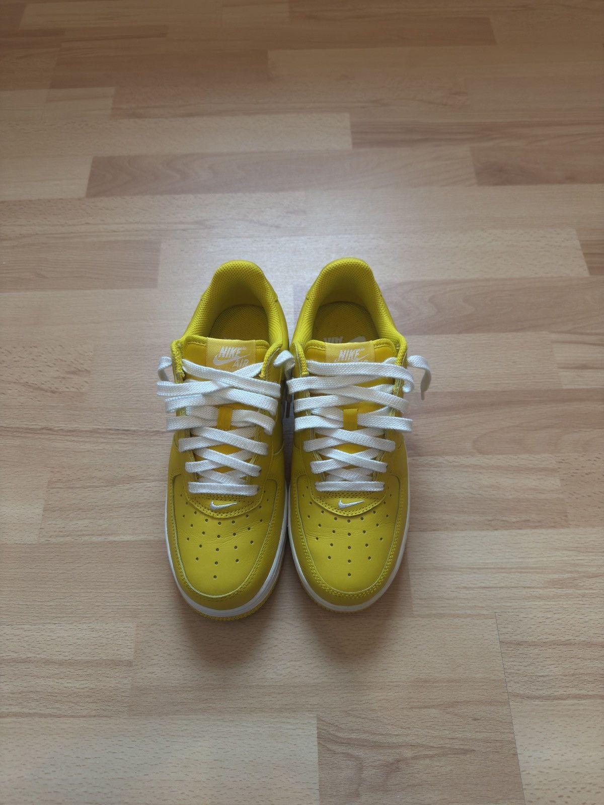 Nike Nike AF1 color of the month Size US 7 / EU 40 - 2 Thumbnail