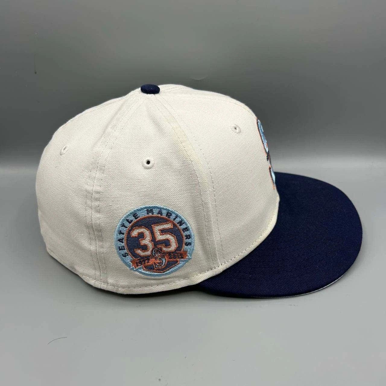 New Era Seattle Mariners Hat Men 7 1/2 White Blue MLB Fitted Cap Size ONE SIZE - 3 Thumbnail