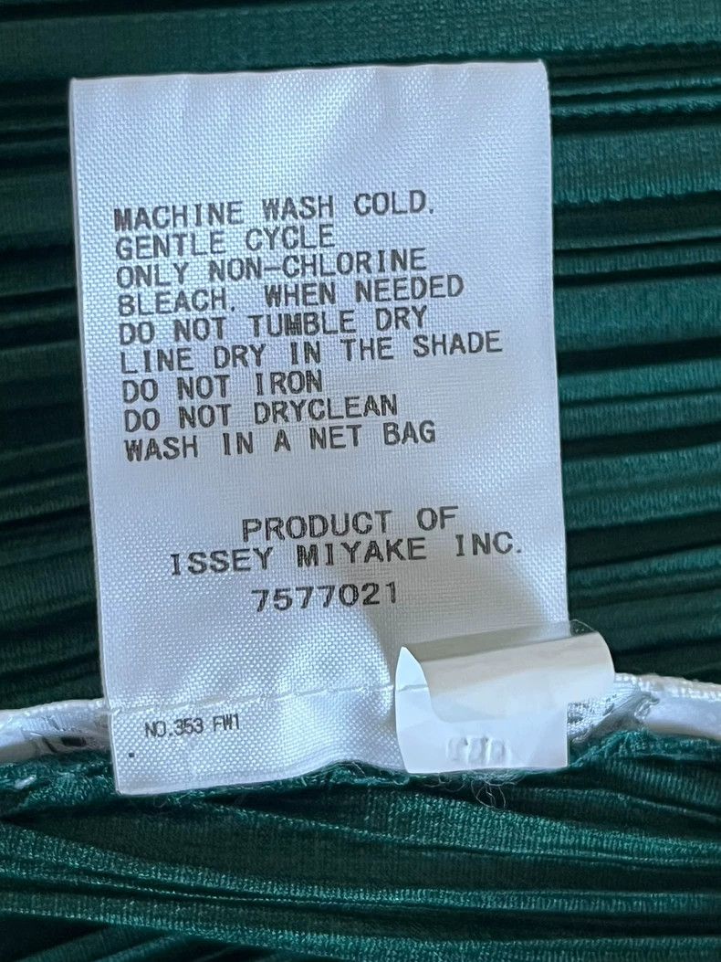 Issey Miyake Issey Miyake size:2 Green pleated dress Size S / US 4 / IT 40 - 4 Thumbnail