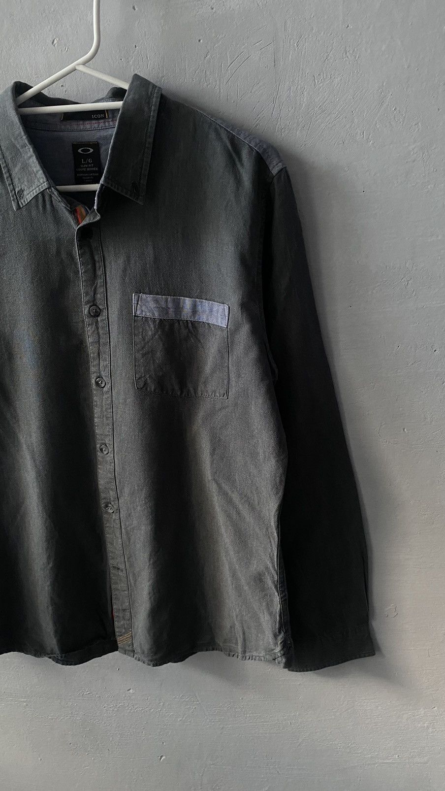 Oakley Oakley shirt size L Size US L / EU 52-54 / 3 - 3 Thumbnail