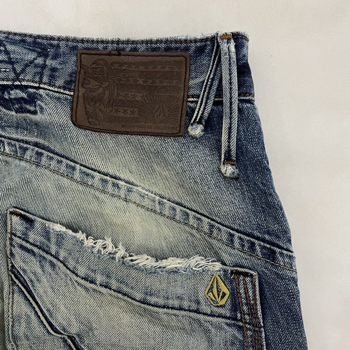 Selvedge Jeans Volcom Contra Jean White Oak Cone Denim