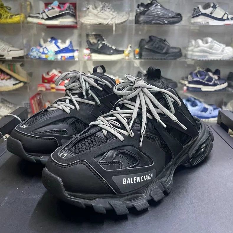 Balenciaga Balenciaga Track 1.0 Casual Flat Shoes Size US 11 / EU 44 - 1 Thumbnail