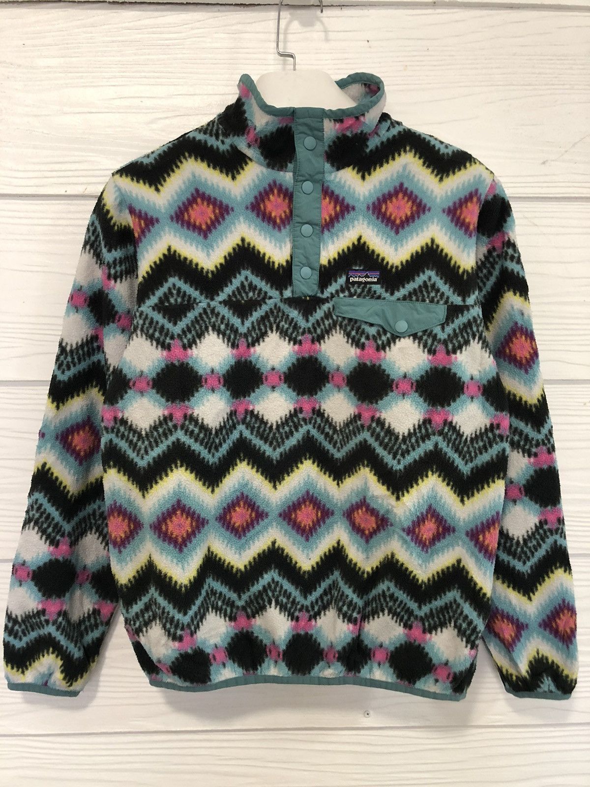 Patagonia × Vintage Patagonia Synchilla Navajo youth snap button Tshirt Size XS / US 0-2 / IT 36-38 - 1 Thumbnail