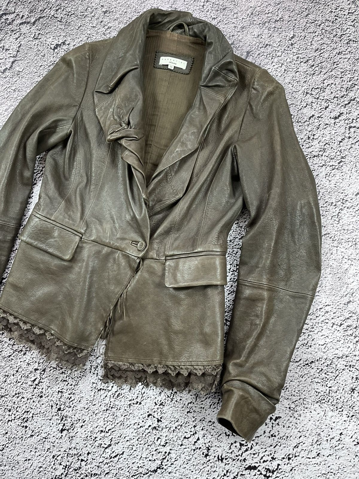 Essentiel Antwerp Leather jacket Essentiel Antwerp vintage vibe avant garde Size XS / US 0-2 / IT 36-38 - 4 Thumbnail