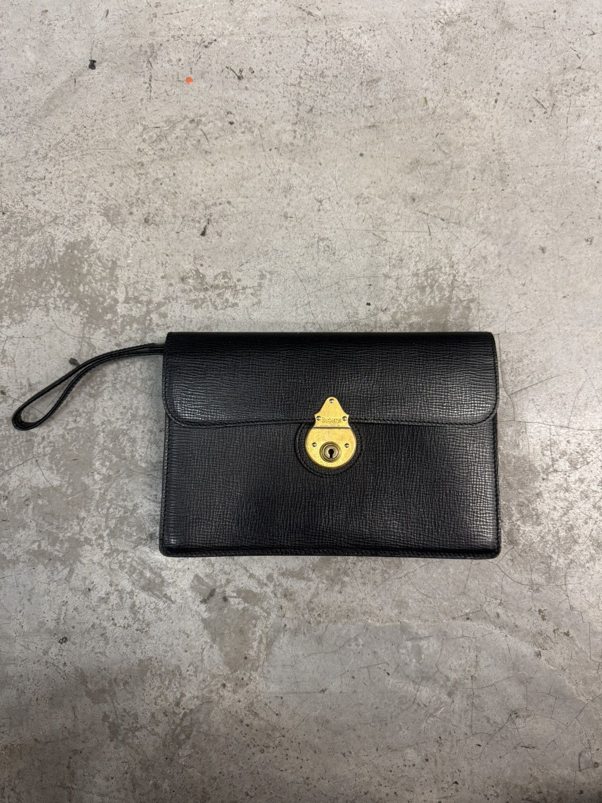 Burberry Authentic Burberrys 90's Black Leather Clutch Bag Size ONE SIZE - 1 Thumbnail