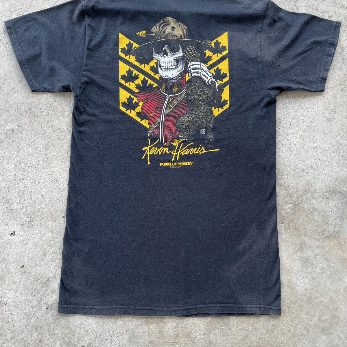 Powell Peralta Vintage Powell Peralta X Kevin Harris Faded Black Shirt Rare Size US S / EU 44-46 / 1 - 12 Thumbnail