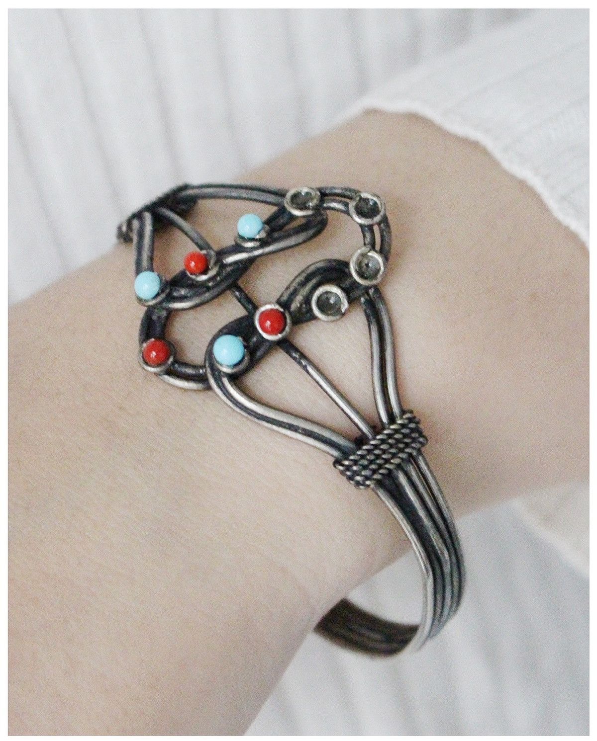 Vintage 1990S JAPANESE MADE ETHNIC STYLE CUFF BRACELET Size ONE SIZE - 2 Thumbnail