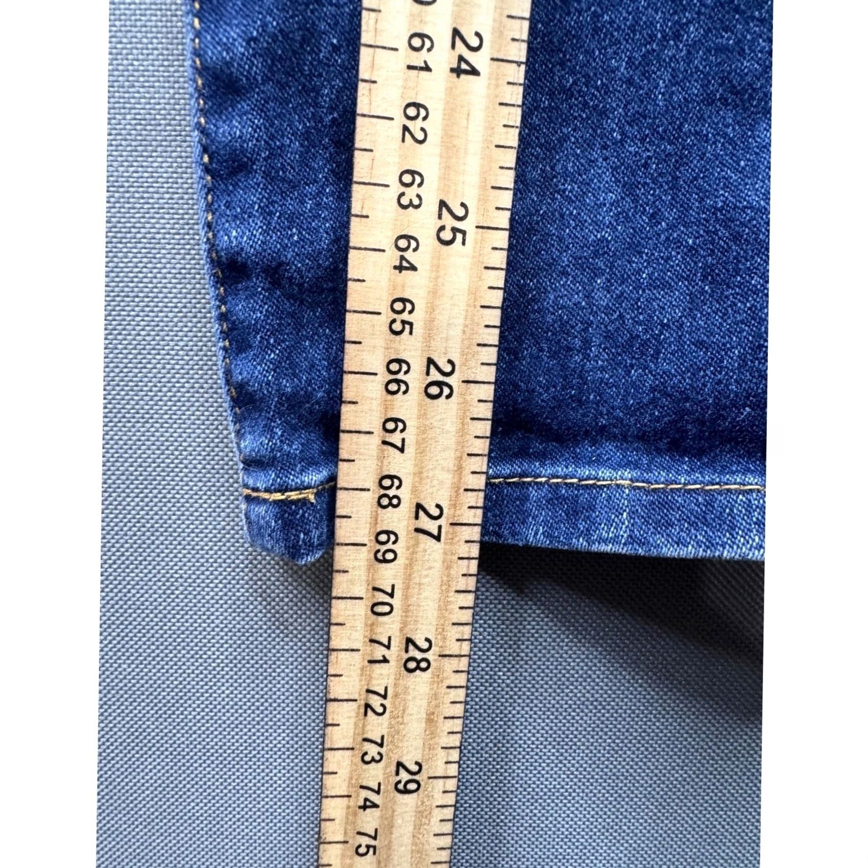 Michael Kors Michael Kors Womens Jeans Blue Wash Skinny Size 28 Slim Rise Mid Denim Spandex Cotton Blend Stretch Pockets Logo Button Zip Size 27" / US 4 / IT 40 - 7 Thumbnail