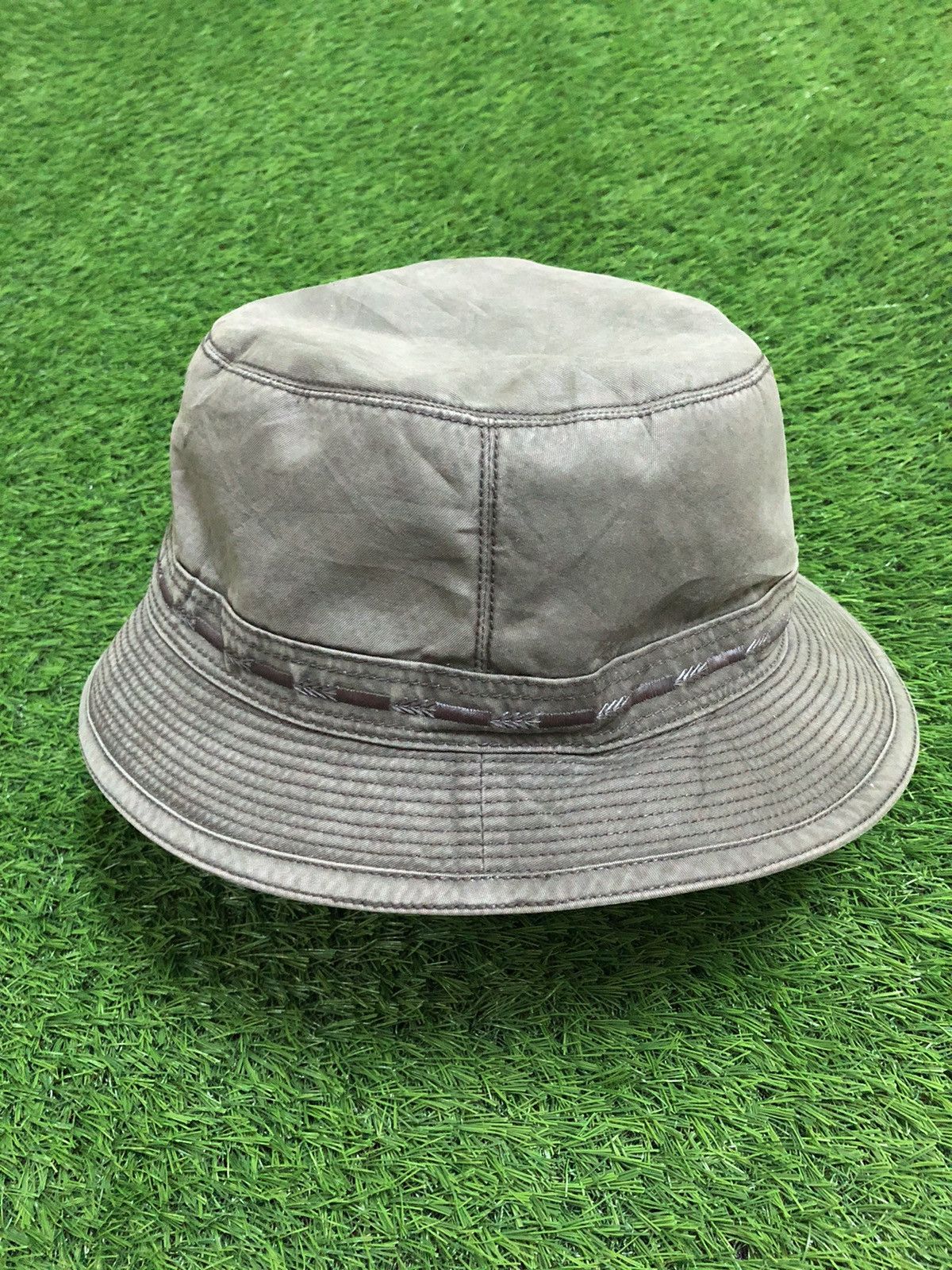 Aquascutum bucket hat online