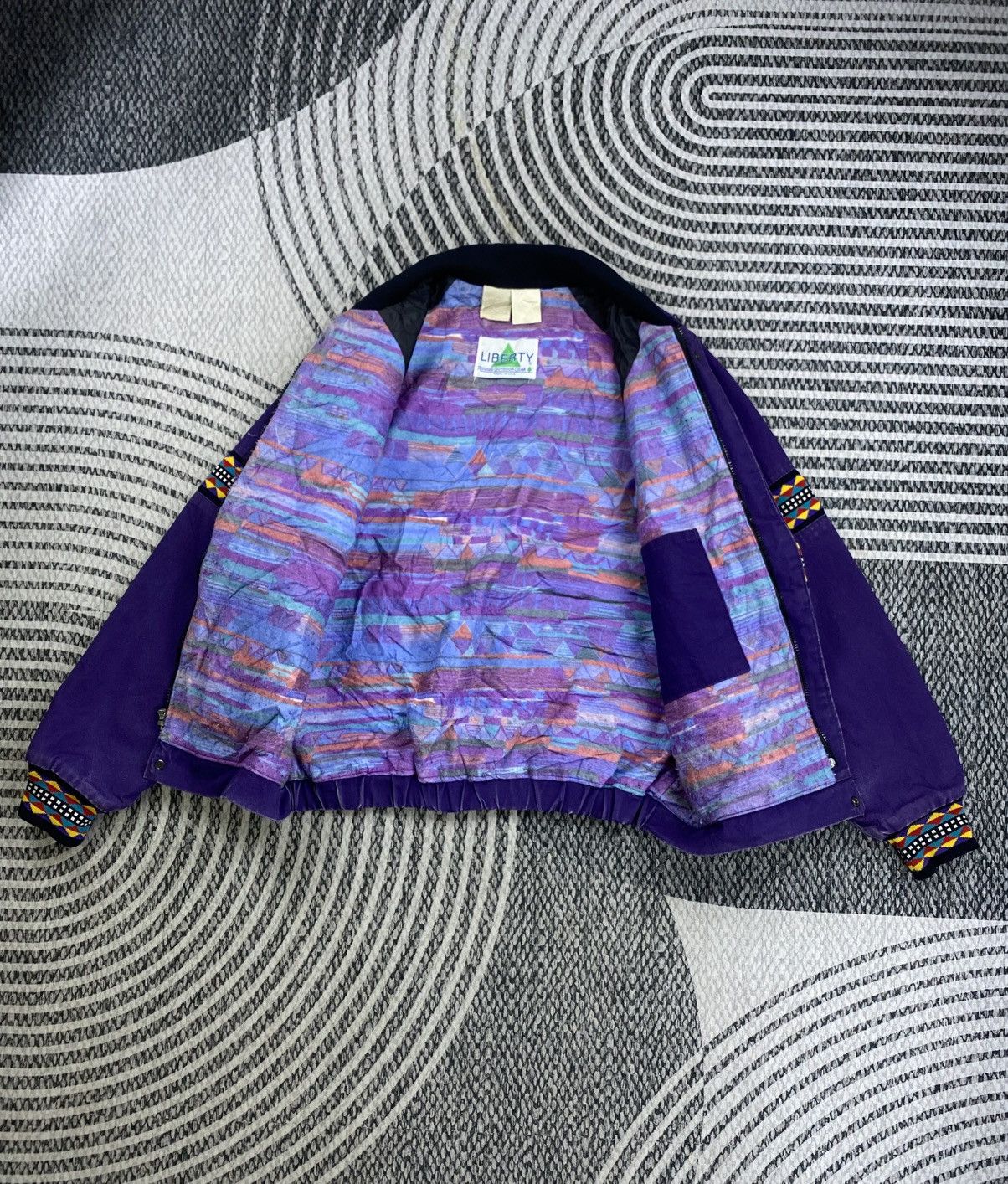 Carhartt Vintage 90s Liberty Carhartt Aztec Pattern Bomber Jacket Size US L / EU 52-54 / 3 - 7 Thumbnail