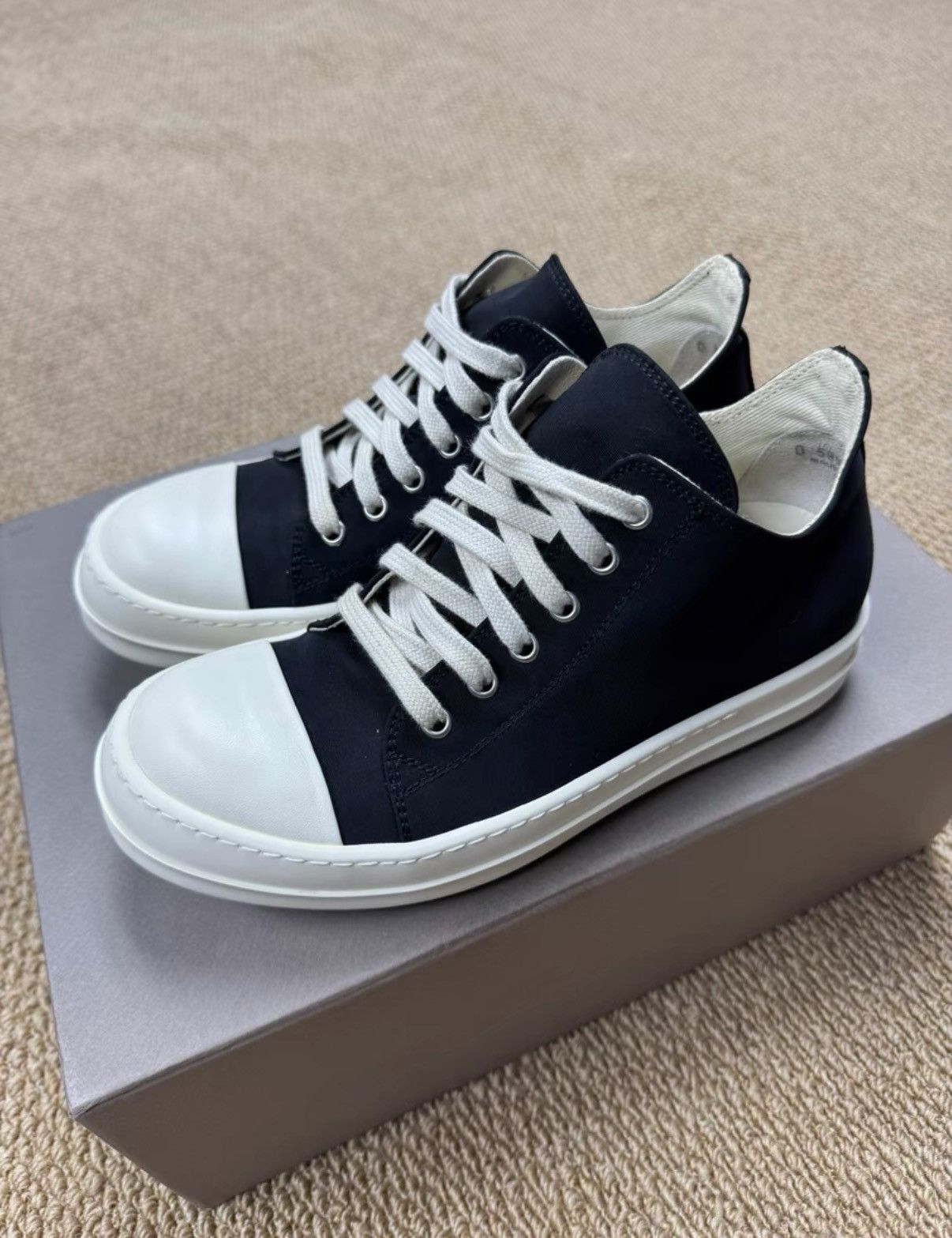 Rick Owens Rick Owens DRKSHDW Women's Low Top Ramones K37 Size US 7 / IT 37 - 2 Thumbnail